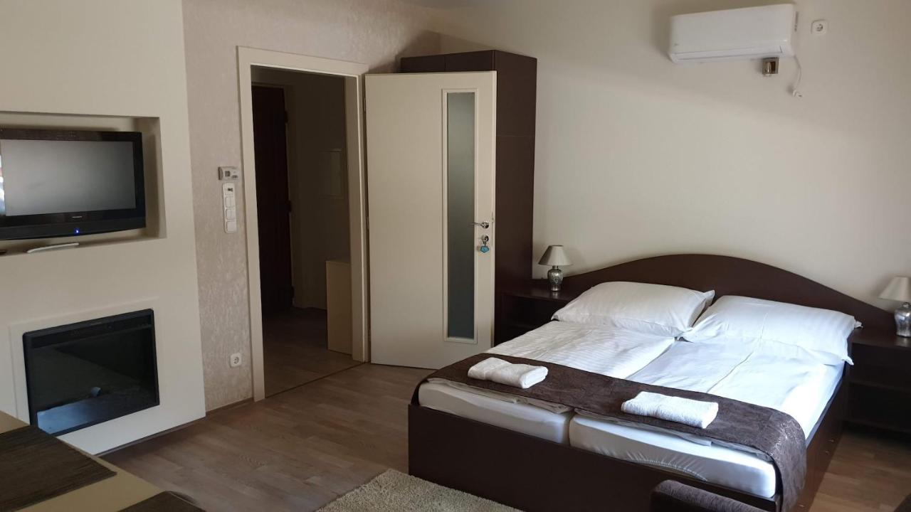 Keller Arany Apartmanok Hajduszoboszlo Exterior foto